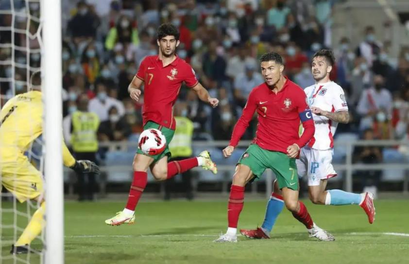 葡萄牙vs卢森堡直播比赛_世预赛直播_葡萄牙对卢森堡视频录像在线观看